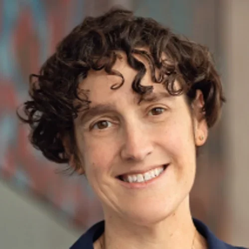 Headshot of Melanie Ohi